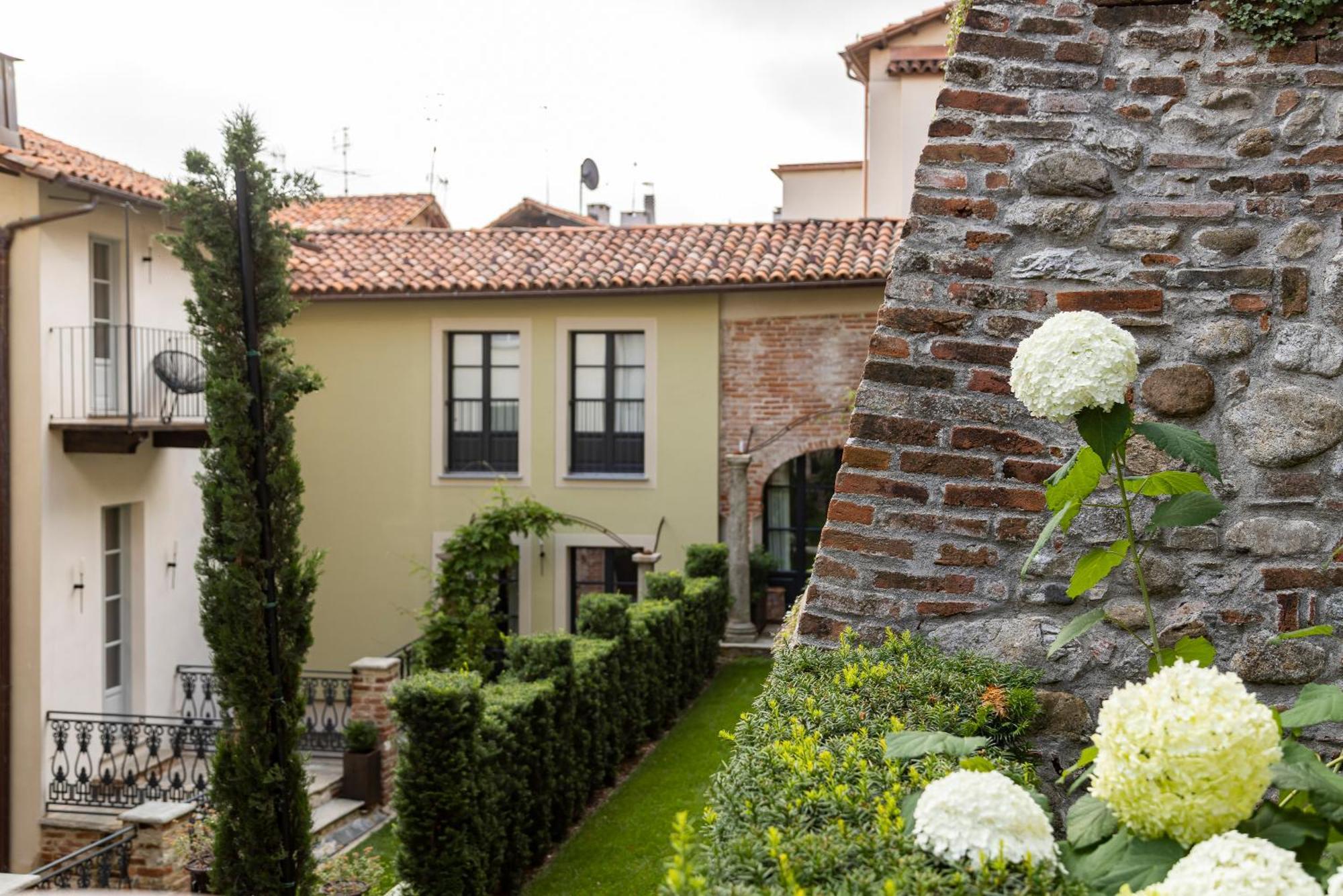 Palazzo Fauzone Relais Bed & Breakfast Mondovi Bagian luar foto
