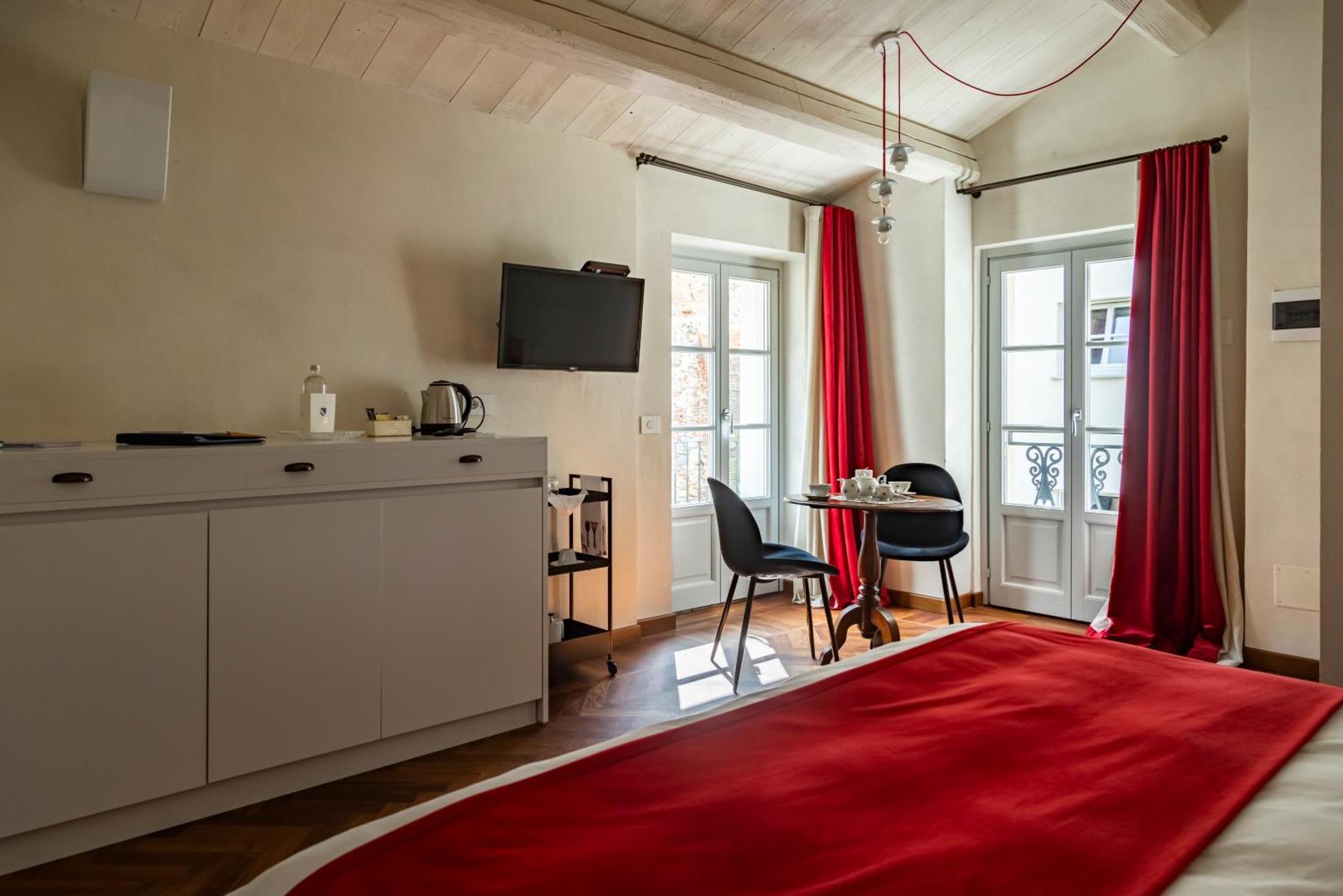 Palazzo Fauzone Relais Bed & Breakfast Mondovi Bagian luar foto